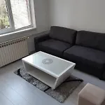 Centrally Located Studio, Close To All Amenities